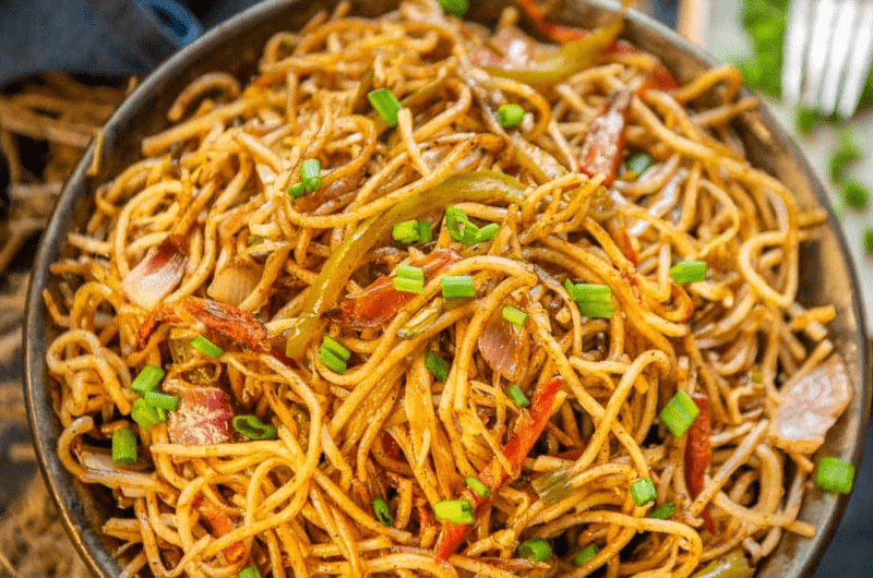 veg hakka noodles