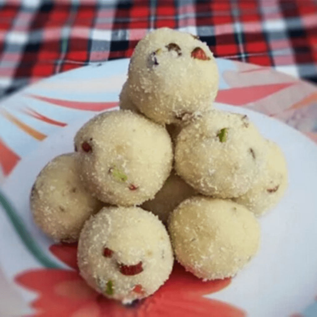 Suji Ke Laddu 